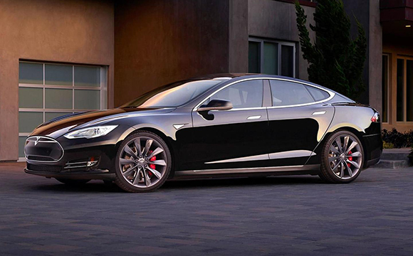 Tesla bütün Model S’leri geri çağırıyor