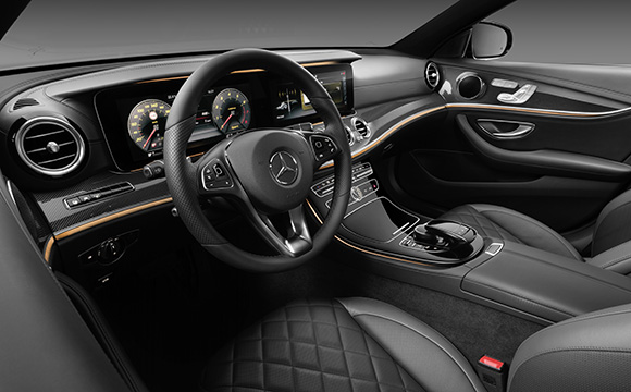 Mercedes-Benz E-Serisi’nin kabinini gösterdi!