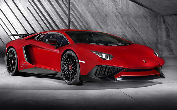 Lamborghini 2015’te kendi satış rekorunu kırdı