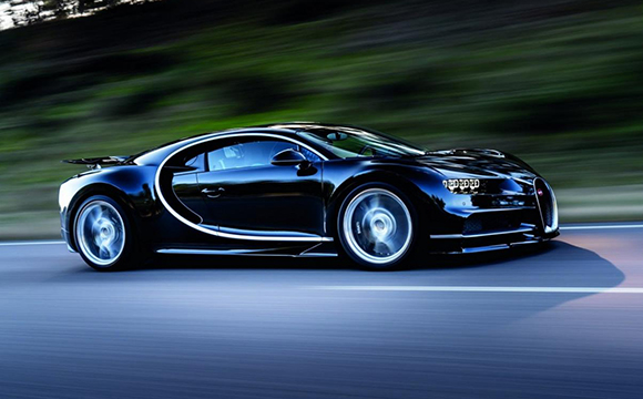 420 km/s’lik Bugatti Chiron Cenevre’de gösterildi