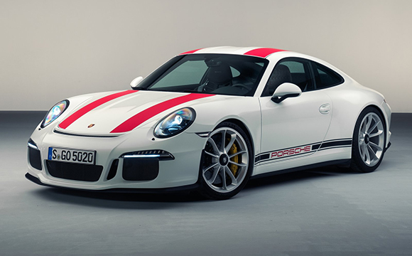 Porsche, 911 R ile geçmişine göz kırpıyor