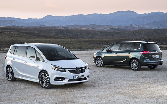 Opel, makyajlı Zafira’nın örtüsünü kaldırdı