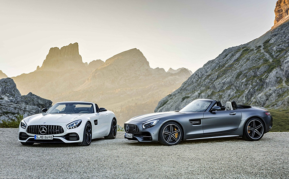 Mercedes-Benz, AMG GT’nin üstünü açtı!