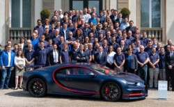 Bugatti 100. Chiron modelini üretti