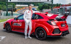 Type R'dan yeni bir pist rekoru daha...