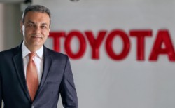 Toyota hibrit teknolojisini anlatıyor...