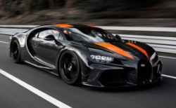 Bugatti Chiron'un yeni versiyonu 490 km/s'yi aştı