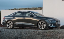 Yeni Audi A3 Türkiye'de...