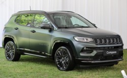Jeep Compass'a teknoloji makyajı