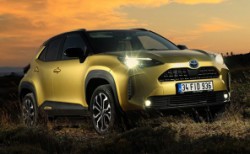 Segmentinin tek tam hibrit modeli Türkiye'de...