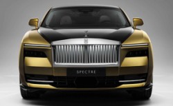 Rolls-Royce'un ilk elektriklisi tanıtıldı