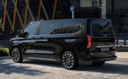 Ford E-Tourneo Custom tanıtıldı