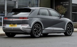 IONIQ 5'in tek motorlu versiyonu da geldi