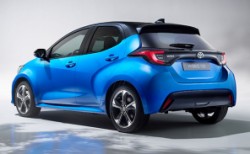 Toyota Yaris Hybrid güncelleniyor
