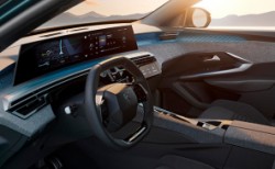 Peugeot yeni 3008'in kabinini gösterdi