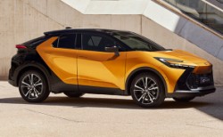 İkinci nesil Toyota C-HR tanıtıldı