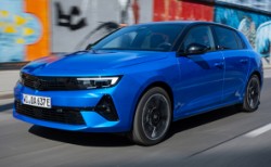 Opel Astra Elektrik Türkiye'de...