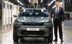 Oyak Renault 8 milyonuncu aracını üretti