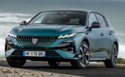 Makyajlı Peugeot 308 ikinci yarıda gelecek