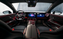 Yeni AMG GT 4 Kapı Coupé’nin kabini tanıtıldı