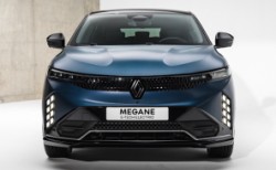 Makyajlı Megane E-Tech son çeyrekte geliyor