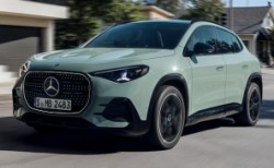 Yeni Mercedes-Benz GLA tanıtıldı