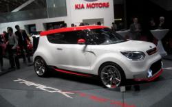 Cenevre'de Kia'dan 3 prömiyer...