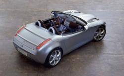 Mercedes-Benz SLA’yı giriş roadster’ı olarak düşünüyor