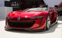 Volkswagen’den üstü açık GTI konsepti!
