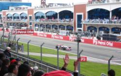 Zabıtalar F1 için İngilizce öğreniyor