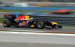 Pole pozisyonunu Vettel aldı