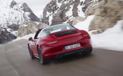 Porsche 911 gamı Targa 4 GTS ile genişliyor