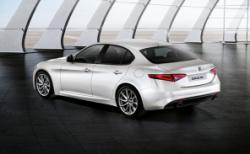 Alfa Romeo Giulia ürün gamı Cenevre’de detaylandı