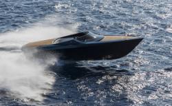 Aston Martin denize iniyor!