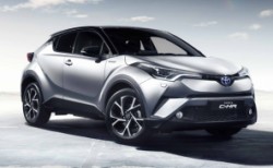 C-HR Hybrid liderlik koltuğunda...