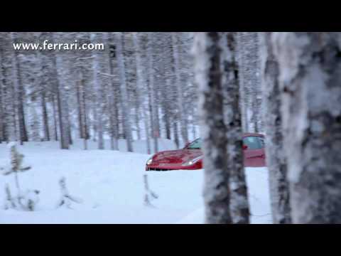 Ferrari FF, Markku Alen ile buz üzerinde!